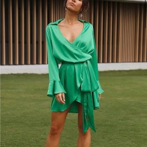 Tales of your dress in green